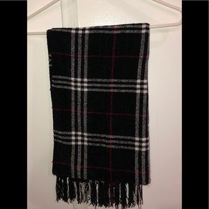 Brand new plaid scarf for sale